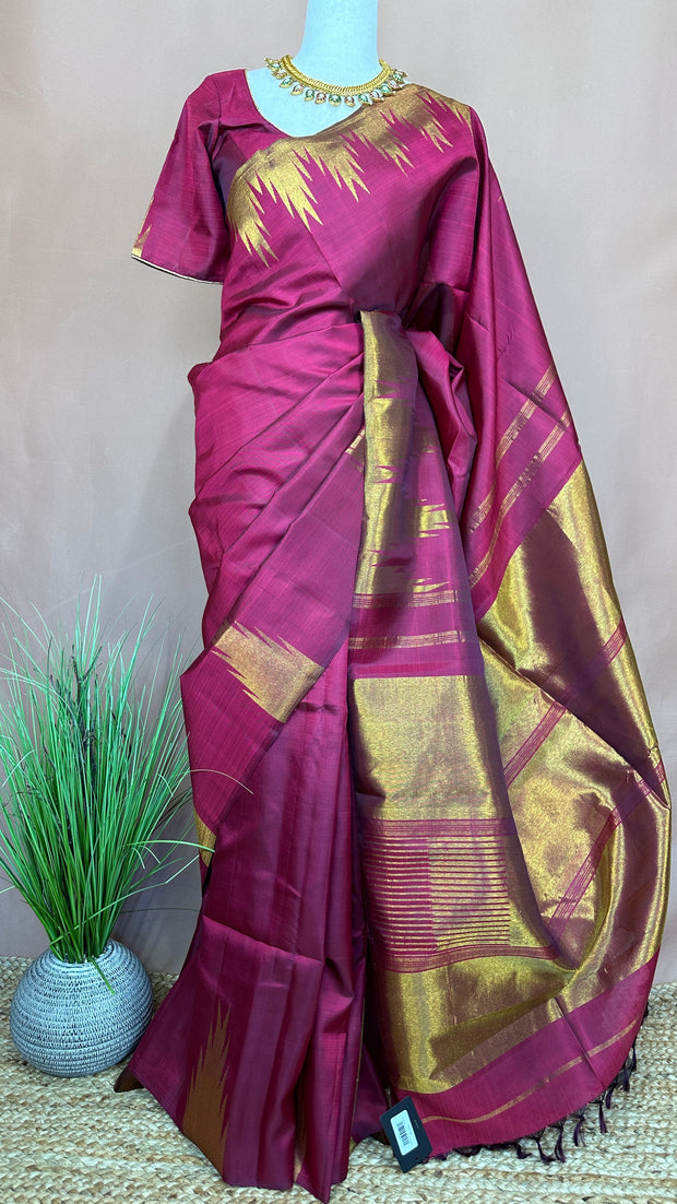 Pure handloom kanchivram silk saree with temple border with stitched blouse