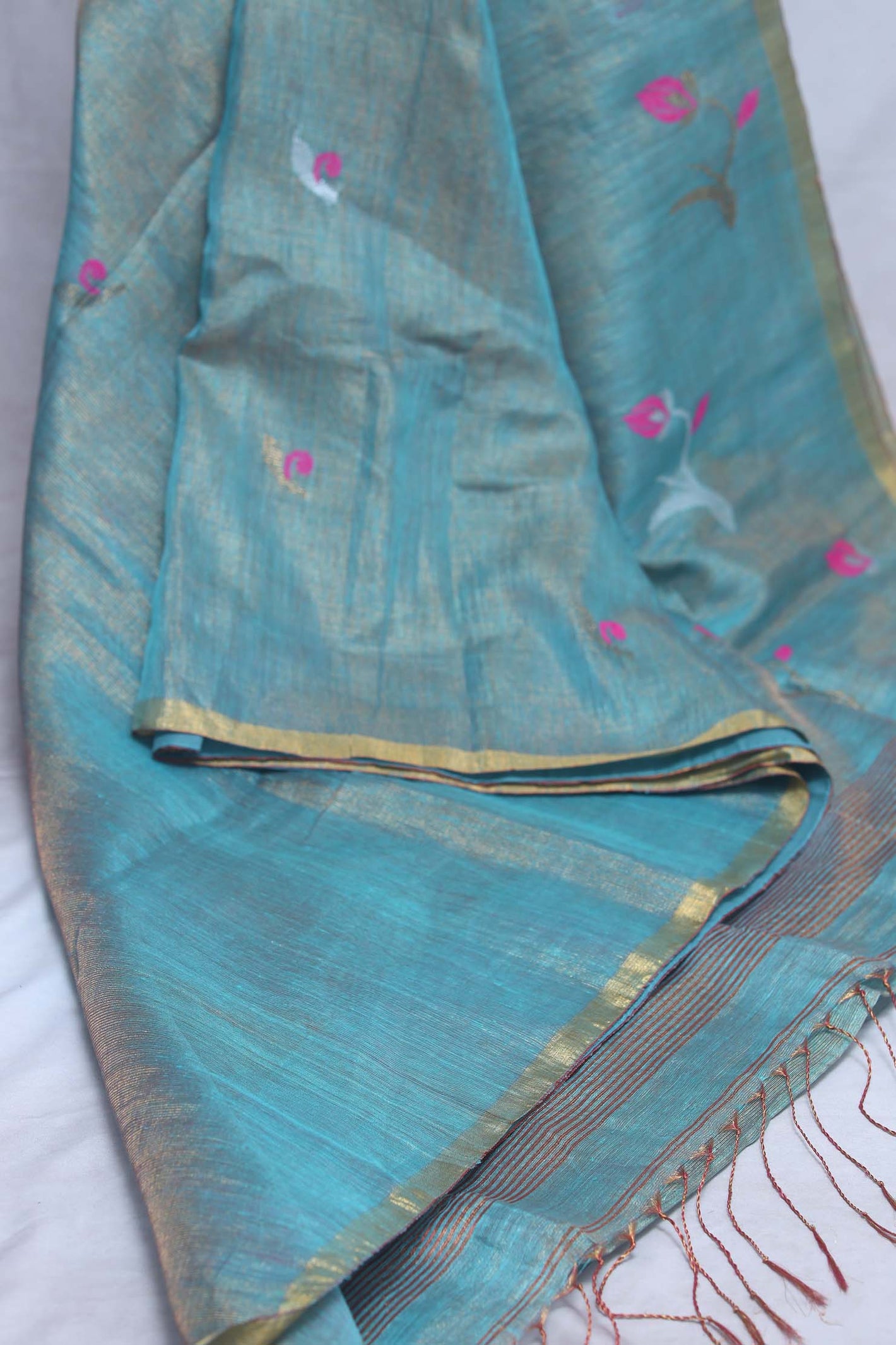 Light blue tissue linen saree with jamdani weave, with BP