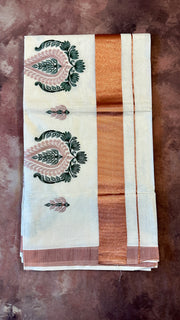 Set saree with thread embroidery