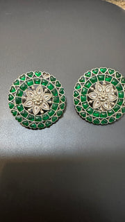 Green kep stone stud