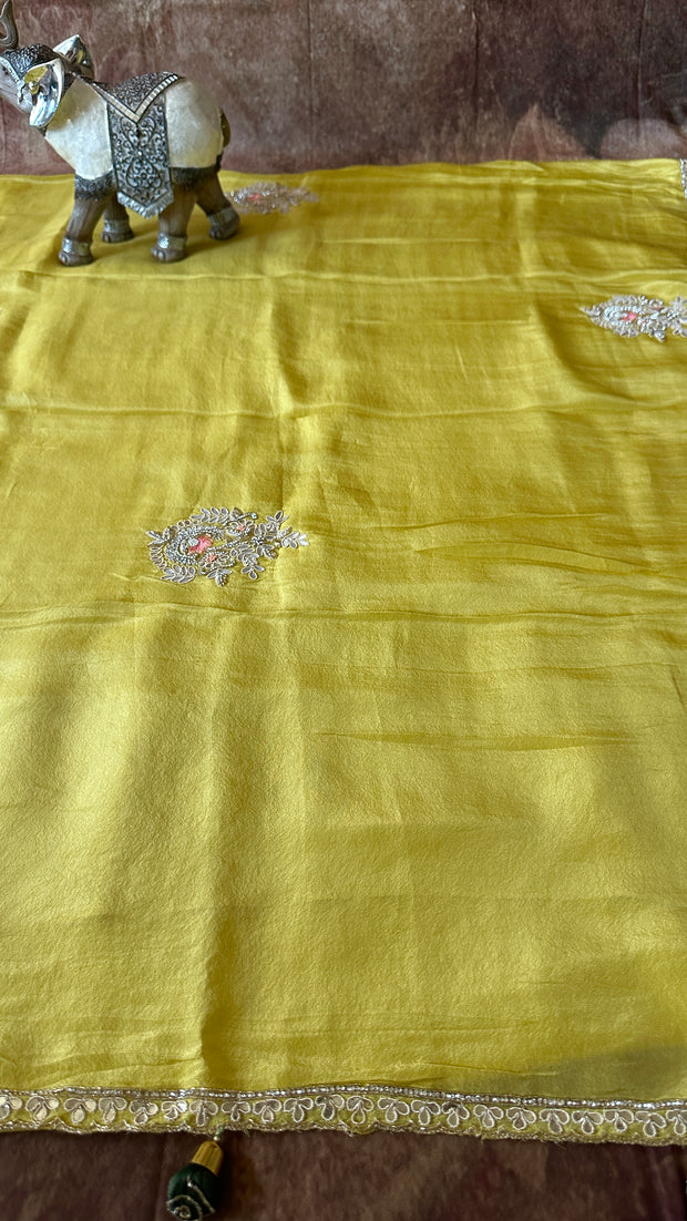 Yellow crepe saree with gotta embroidery work, No BP