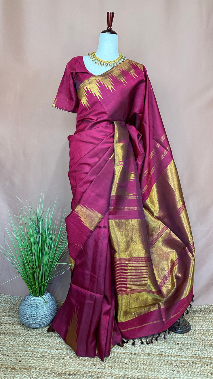 Pure handloom kanchivram silk saree with temple border with stitched blouse