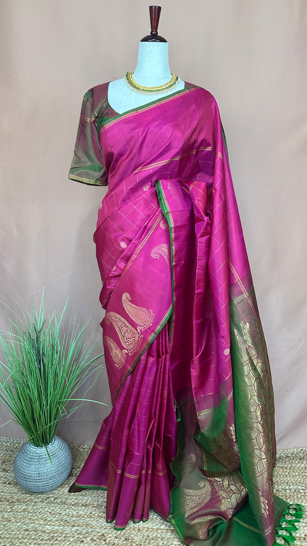 Pure handloom kanchivram silk saree with checked patern, comes with stitched blouse