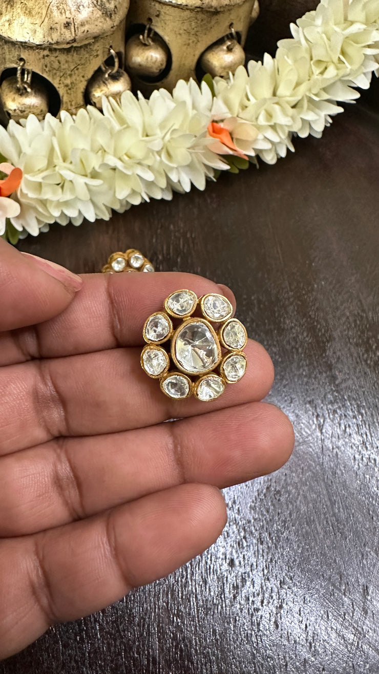 Moissanite stone stud