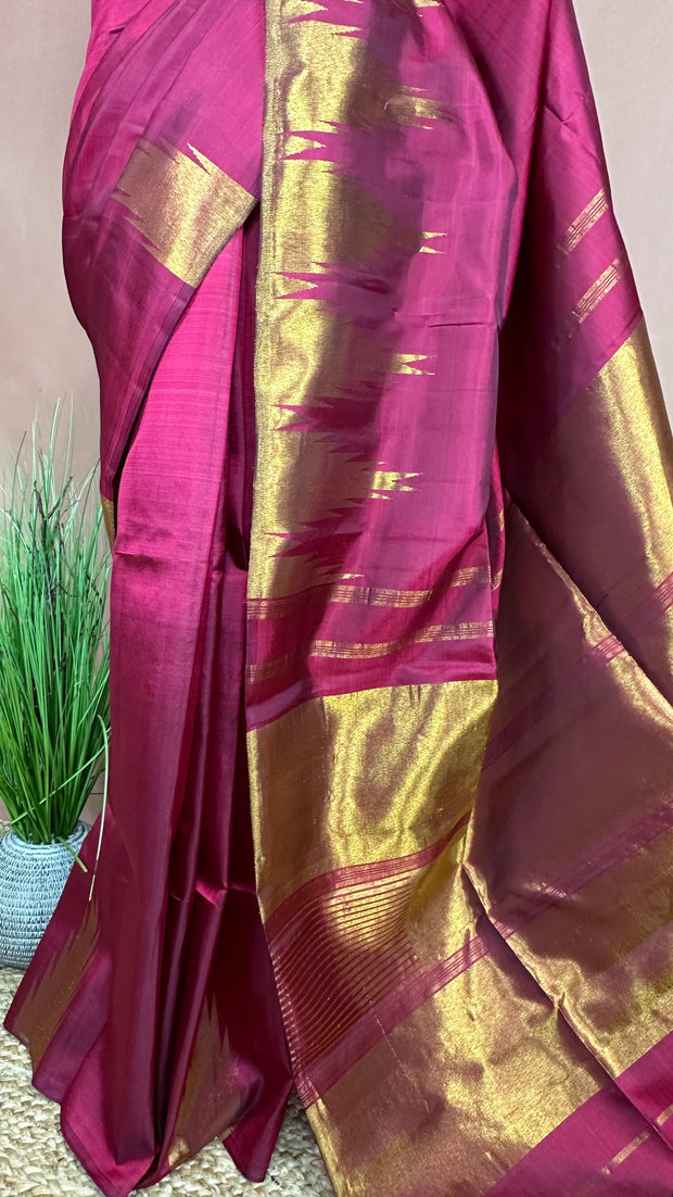 Pure handloom kanchivram silk saree with temple border with stitched blouse