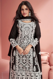 Black and white Pakistani style kurti with bottom and dupatta