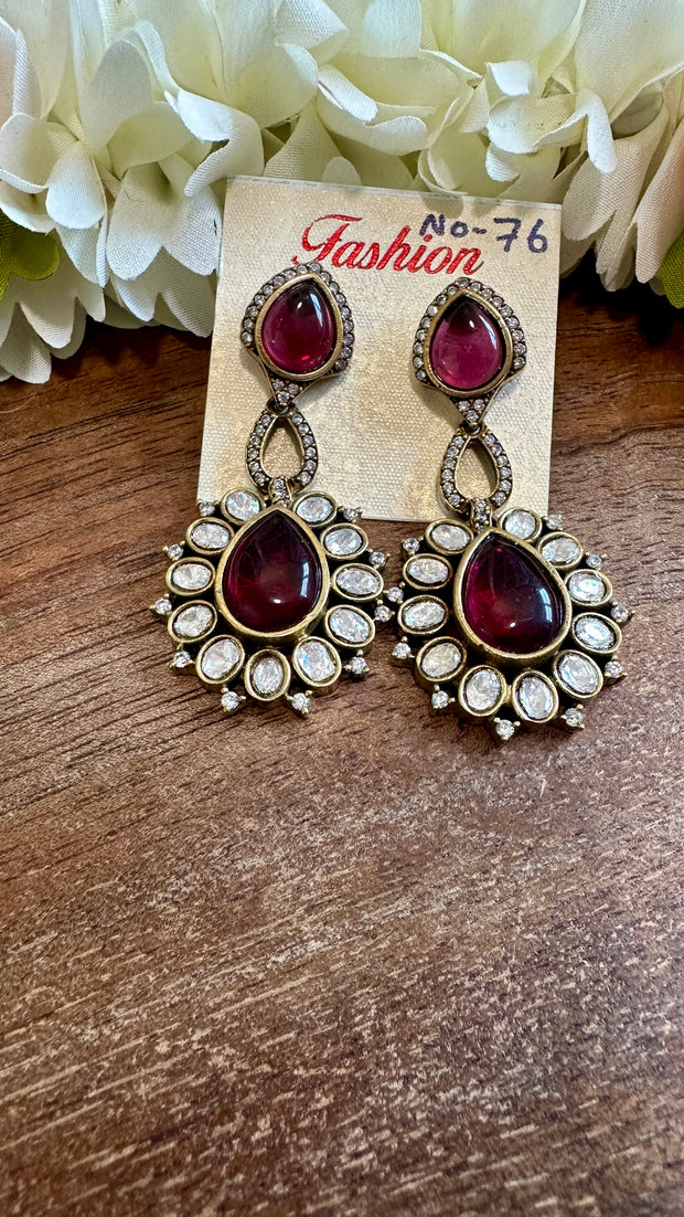 Victorian finish earring with red stone