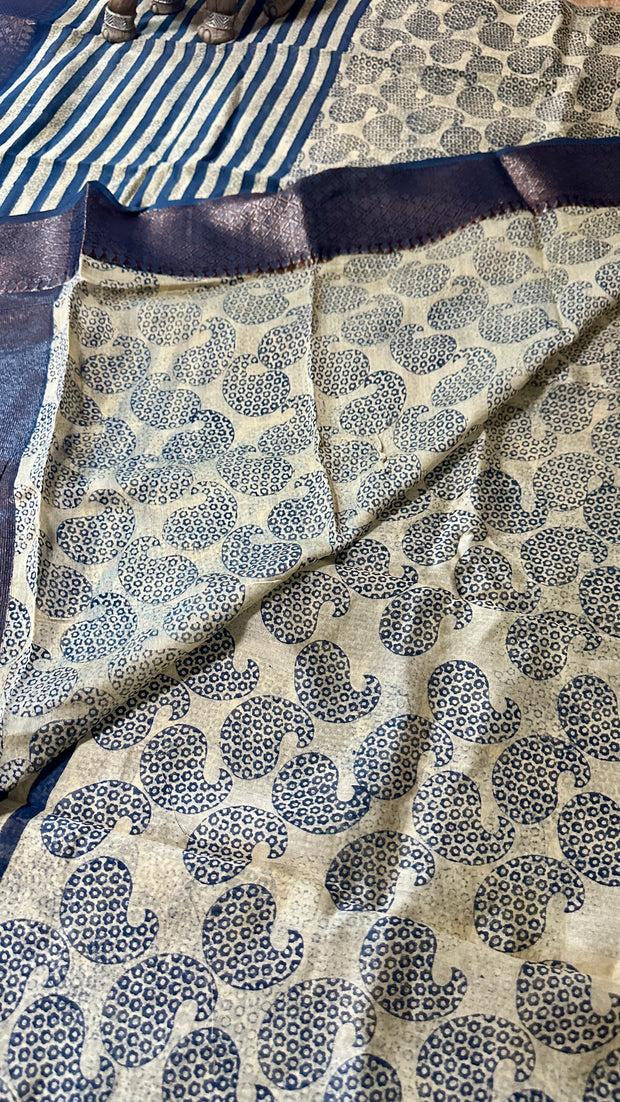 Indigo Blue maheswari silk saree with stitched blouse