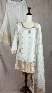 White Banarsi short top with gharah and dupatta