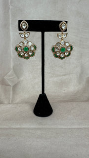 Kundan and moissanite stone with necklace