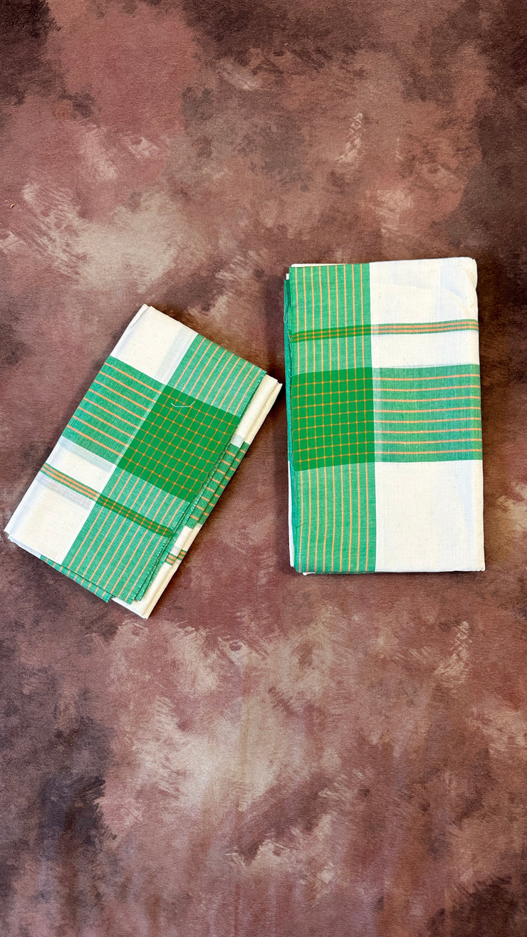 Soft cotton mulloth set mundu with green border