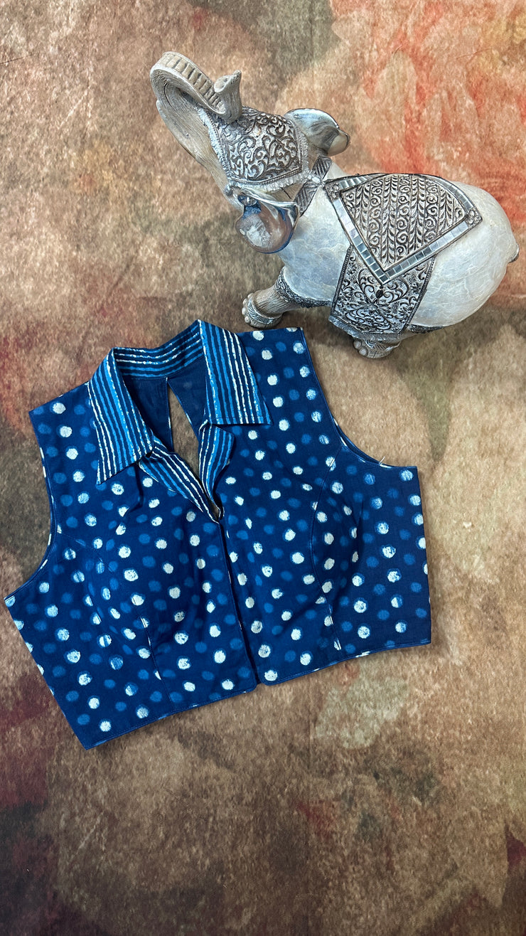 Sleeveless Indigo print colar blouse