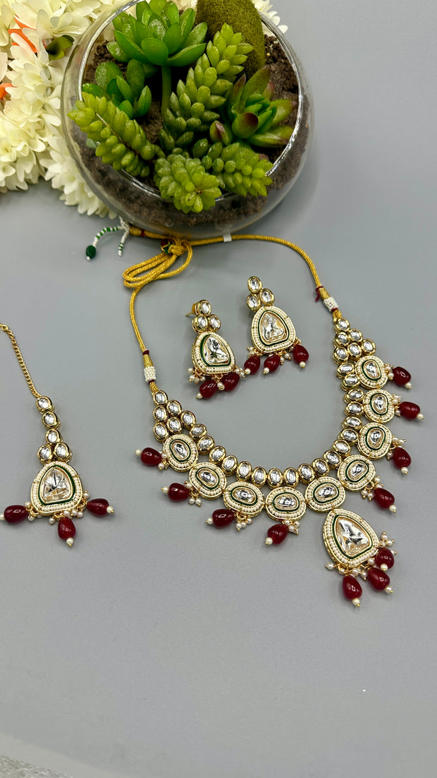 Kundan necklace and earring with maroon beads