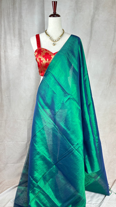 Light weight handwoven Cotton tissue saree