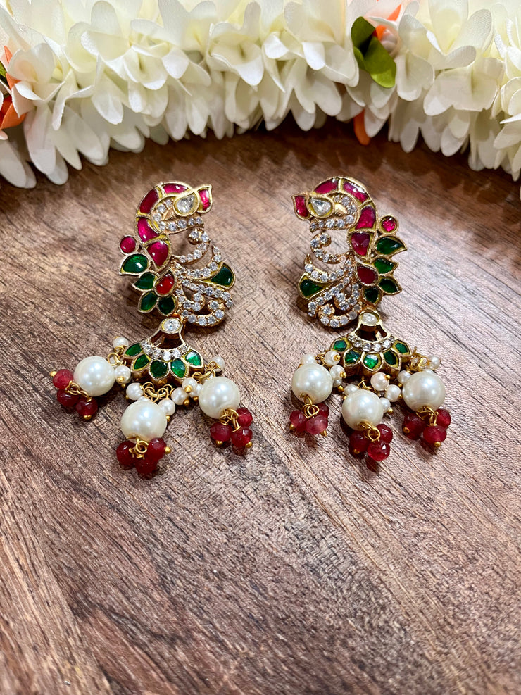 Green and red kemp stone earring in victorian finish